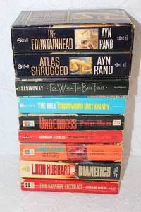 lot 89 image: Mixed lot of books see pictures