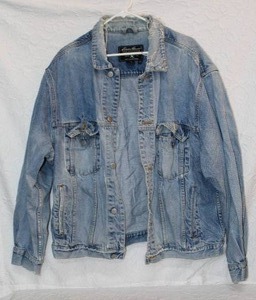 lot 94 image: Blue jean jacket size XL Eddie Bauer