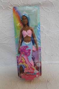 lot 131 image: Barbie Dreamtopia Mermaid Doll.  I opened