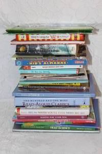 lot 274 image: Mixed lot of kids  Books and more