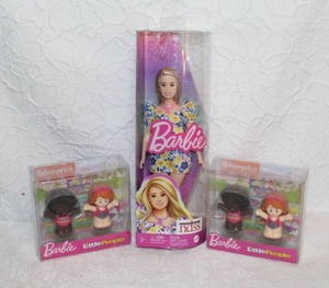 lot 279 image: Barbie lot 2- little people Barbies and Barbie Fashionistas Doll all unopened