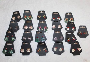 lot 283 image: 21-Christmas earrings unused