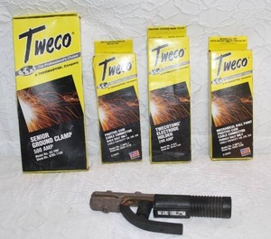 lot 315 image: Tweco SGC-500 Senior Ground Clamp and other welding accessories.