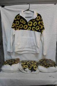 lot 321 image: Mixed lot of 4 sunflower sweaters with front pocket sizes 3xl