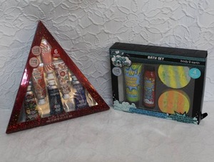lot 333 image: Body & Earth 6-piece hand lotion gift set  and Body & Earth Bath Skin & Hair Pop Boom Body & Earth 4-Piece Bath Set