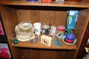 lot 355 image: Everything on shelf