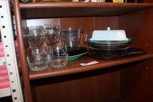lot 388 image: 2-Pyrex pie dishes and  2- glass pie dishes  crown Royal glasses and more get everything on shelf