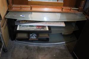 lot 421 image: Frosted glass entertainment table extremely heavy