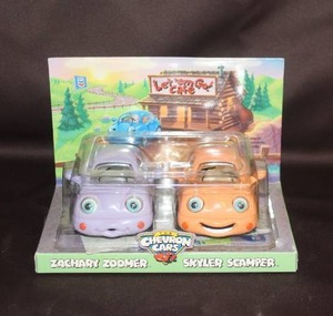 lot 464 image: set of The Chevron Cars collectible toys featuring Zachary Zoomer and Skyler Scamper.  This is a vintage, collectible set from 1999, unopened