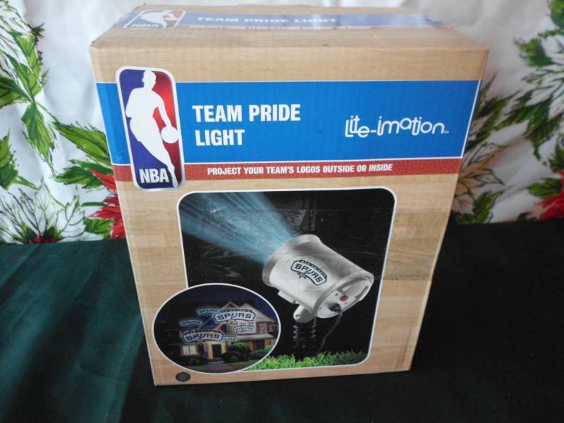 lot 8 image: NBA TEAM PRIDE LIGHTS