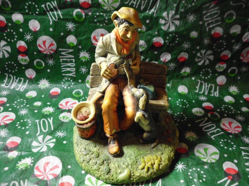 lot 88 image: NATURECRAFT STONEWARE