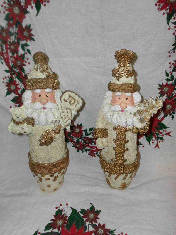 lot 129 image: SANTA STATUES