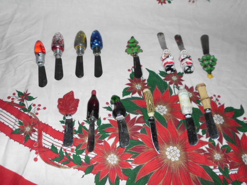 lot 131 image: SPREADERS