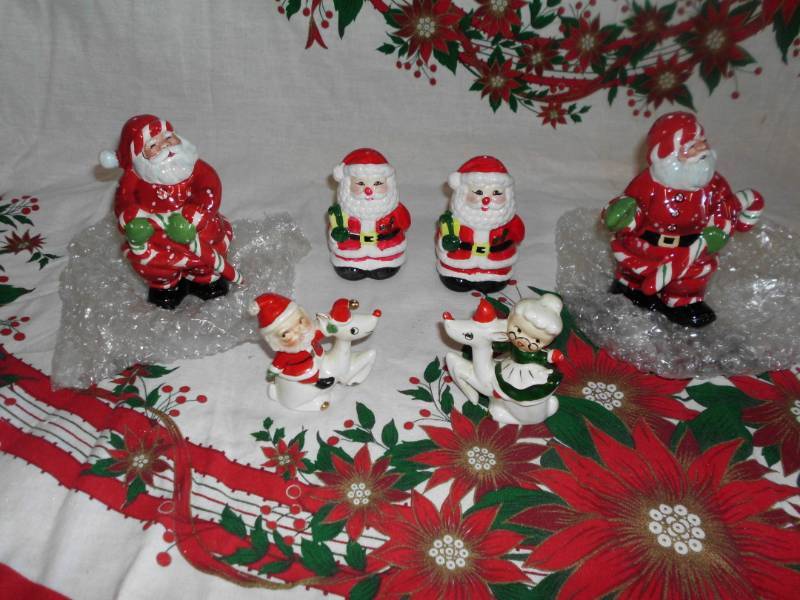 lot 132 image: SALT AND PEPPER SHAKERS