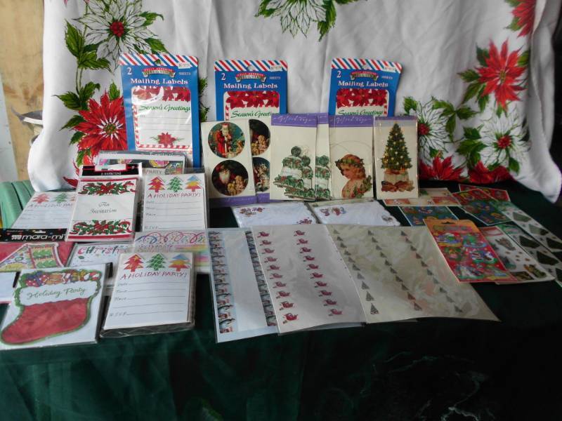 lot 276 image: MISC CHIISTMAS ITEMS
