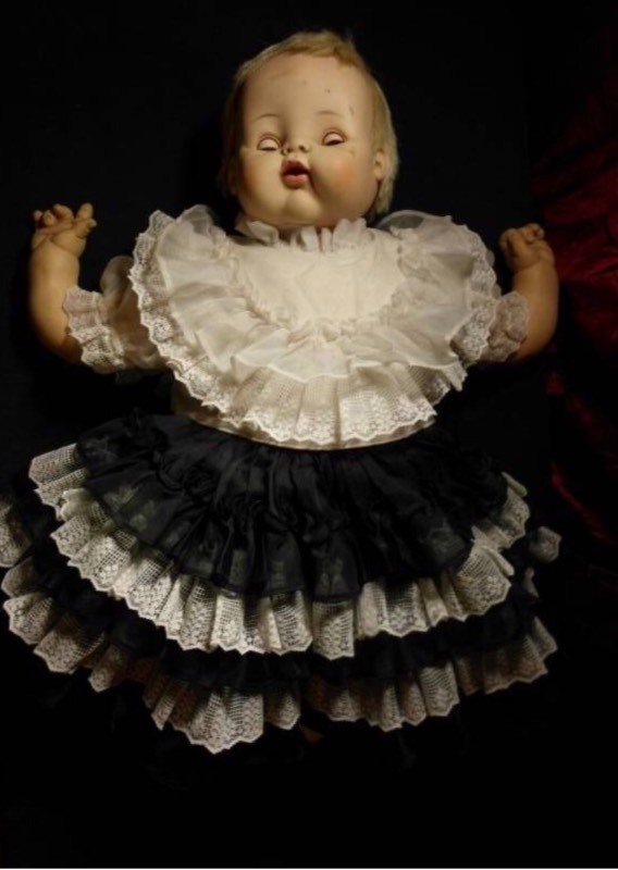 lot 596 image: VINTAGE  ALEXANDER DOLL