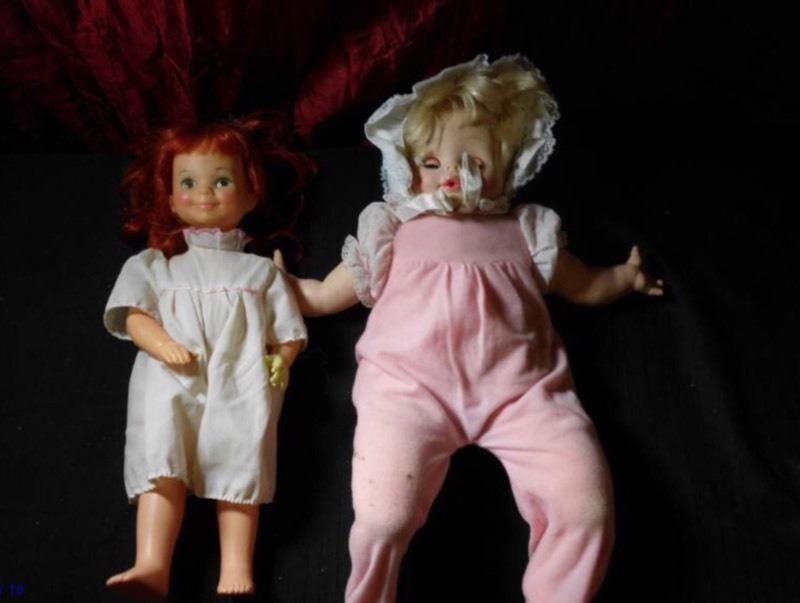 lot 597 image: VINTAGE DOLLS