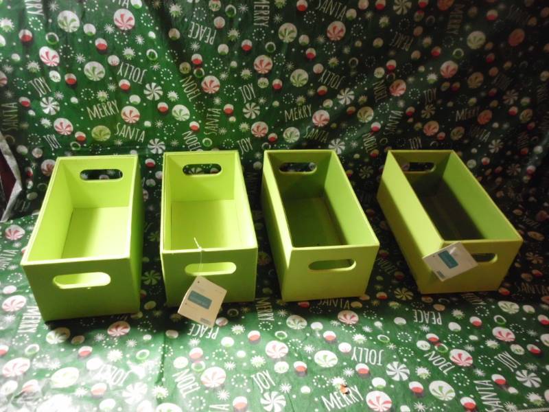 lot 582 image: STORAGE BOXES