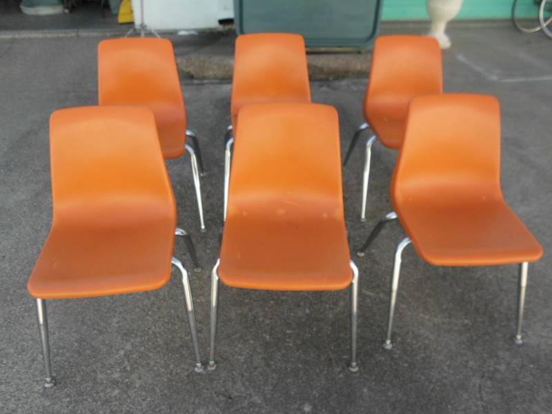 lot 604 image: CHAIRS