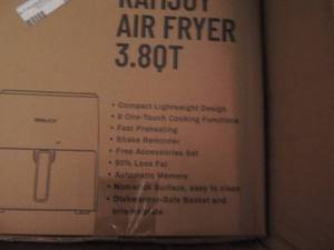 lot 120 image: RAMJOY AIR FRYER  3.8 QT  - NEW IN BOX