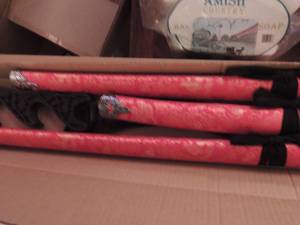 lot 19 image: 3 piece Samari  sword set with stand  NEW