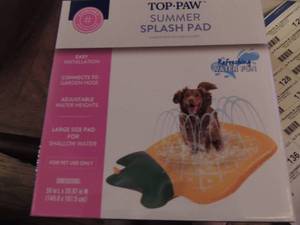lot 141 image: Top Paw summer splash pad - NEW