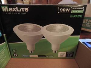 lot 123 image: MAXLITE  .90W ( 13W LED)  FLOODLIGHTS  QTY 2 IN PKG  NEW