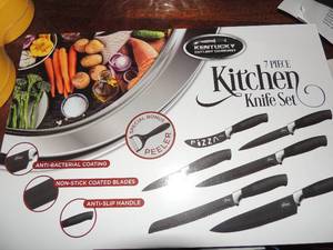 lot 151 image: KENTUCKY CUTLERY COMPANY  -  7 PIECE KITCHEN KNIFE SET  NEW IN PKG