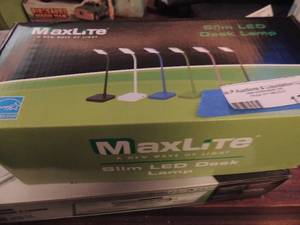 lot 139 image: MAXLITE  DESK LAMP  BLACK  NEW IN PKG