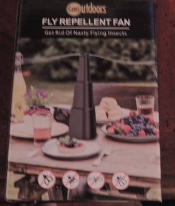 lot 172 image: CAMS OUTDOORS  - ..FLY REPELLENT  FAN   NIP