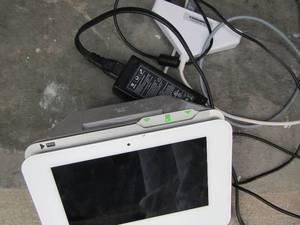 lot 12 image: Clover card reader
