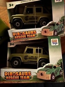 lot 182 image: DINOSAUR RESCUE  JEEP  TOYS - NEW   QTY 2   JUST IN TIME FOR CHRISTMAS