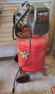 lot 1 image: CRAFTSMAN 150 HP 20 GALLON AIR COMPRESSOR