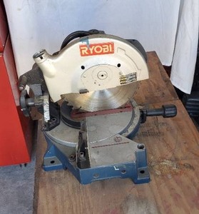 lot 8 image: RYOBI MITER SAW