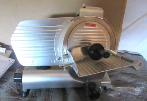 lot 176 image: ADCRAFT SMALL DELI SLICER 10  BLADE SL250ES-10
