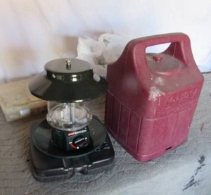 lot 121 image: COLEMAN ELECTRI START LANTURN WITH CASE NO PROPANE