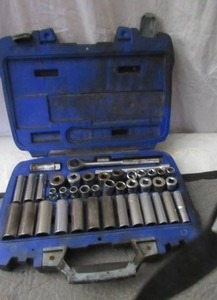 lot 38 image: 40 PIECE SOCKET SET 38 DRDEEP WELL AND REGULAR