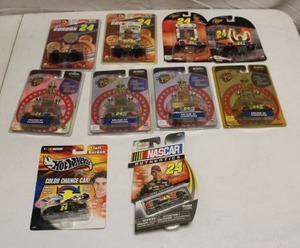 lot 82 image: Jeff Gordon model cars still in packaging - 10 total
