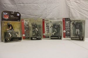 lot 112 image: Oakland Raiders Legends figurines Long, Rice, Lott, Moss