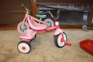 lot 229 image: Pink toddler bikes