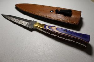 lot 60 image: Dagger knife with sheath