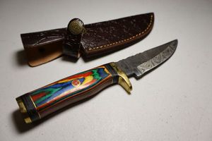 lot 3 image: Straight back utility knife with Sheath