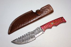 lot 93 image: Hunting knife with sheath