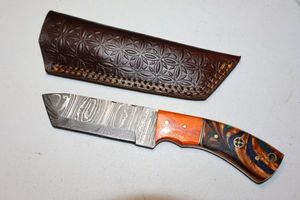 lot 133 image: Tanto knife with sheath