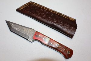 lot 135 image: Tanto knife with sheath