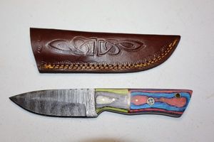lot 143 image: Hunting knife with sheath