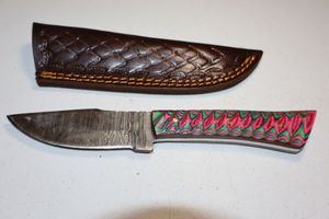 lot 154 image: Hunting knife with sheath