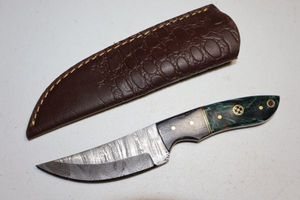 lot 157 image: Hunting knife with sheath