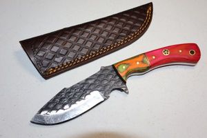 lot 177 image: Hunting knife with sheath