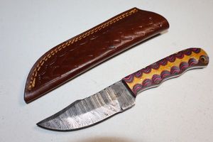 lot 181 image: Hunting knife with sheath